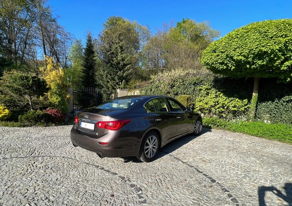 Infiniti Q50 cena 74900 przebieg: 143500, rok produkcji 2015 z Tarnów małe 37